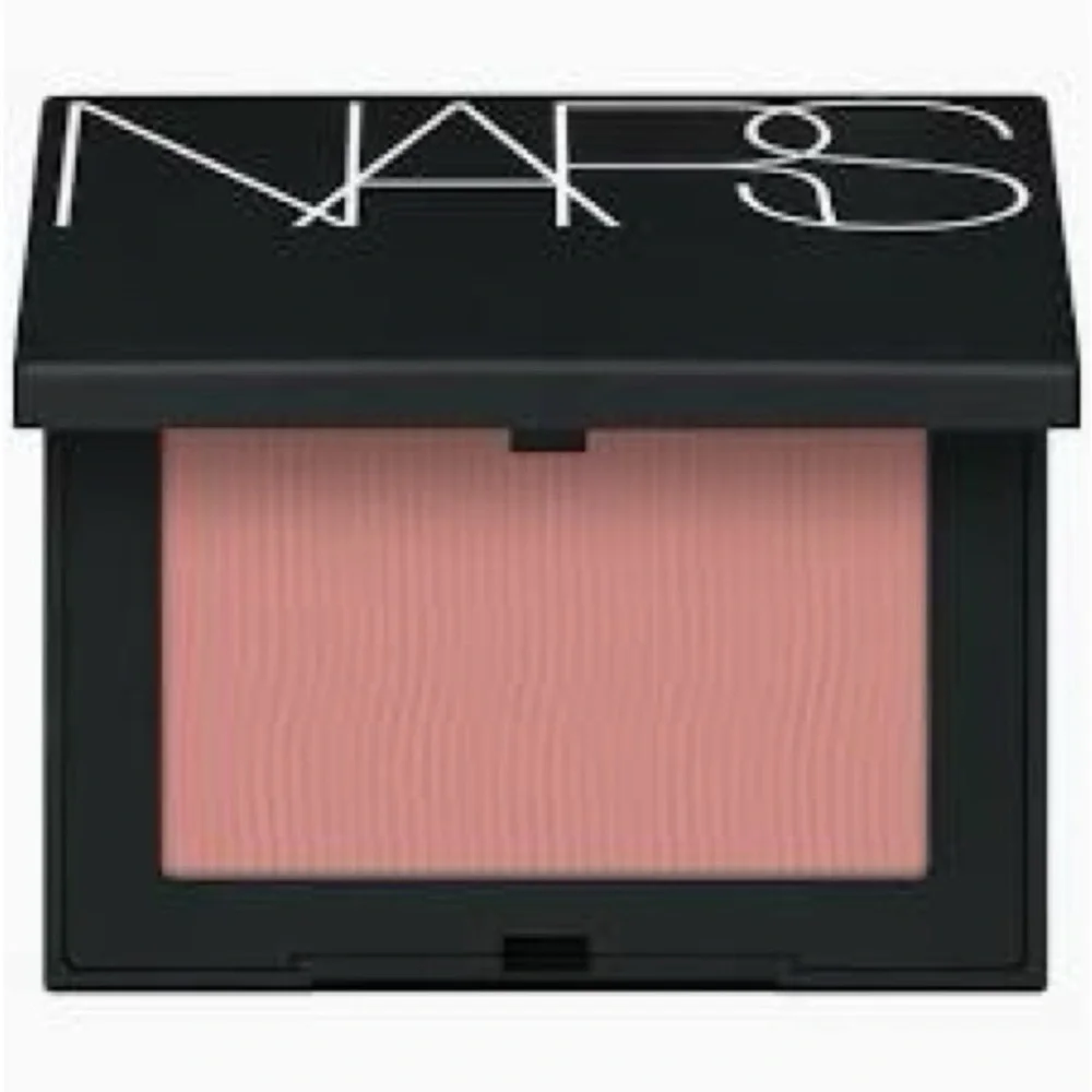 NARS Blush “Behave”